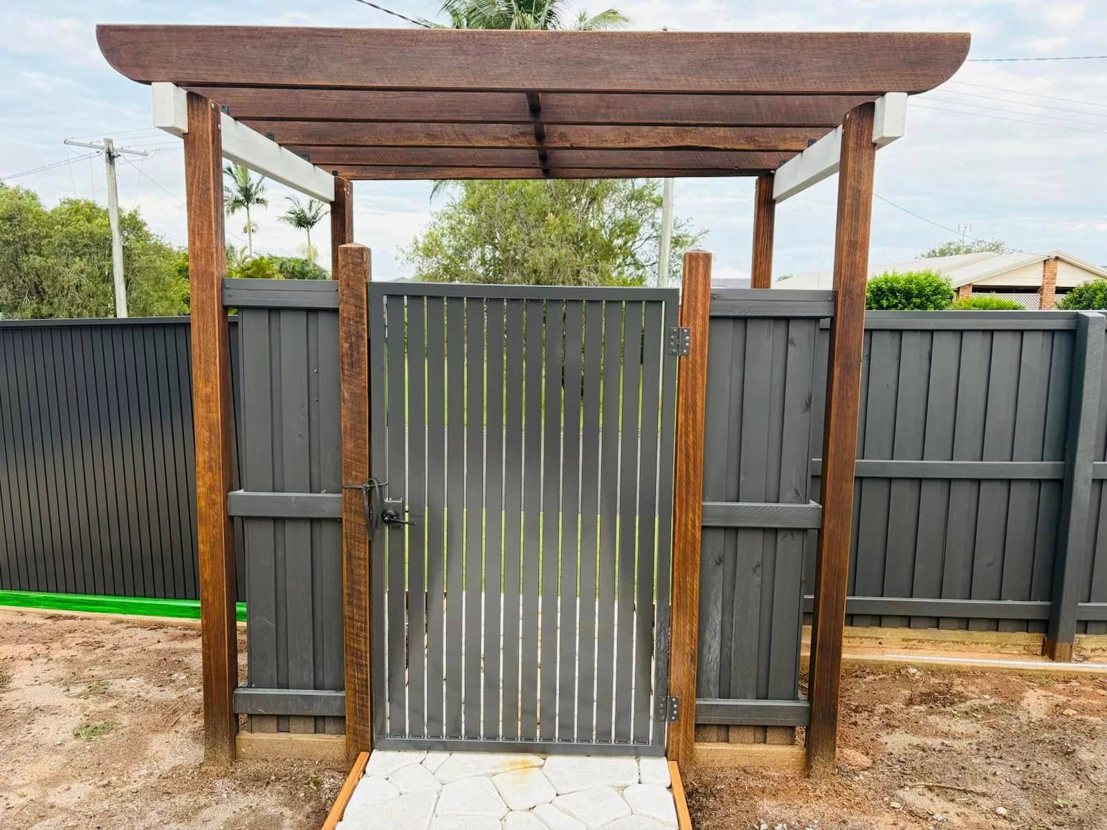 004 New fence 1
