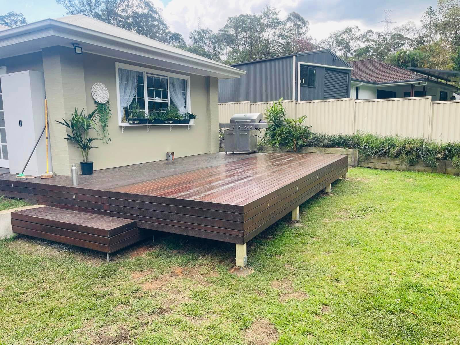 008 Renovated Deck
